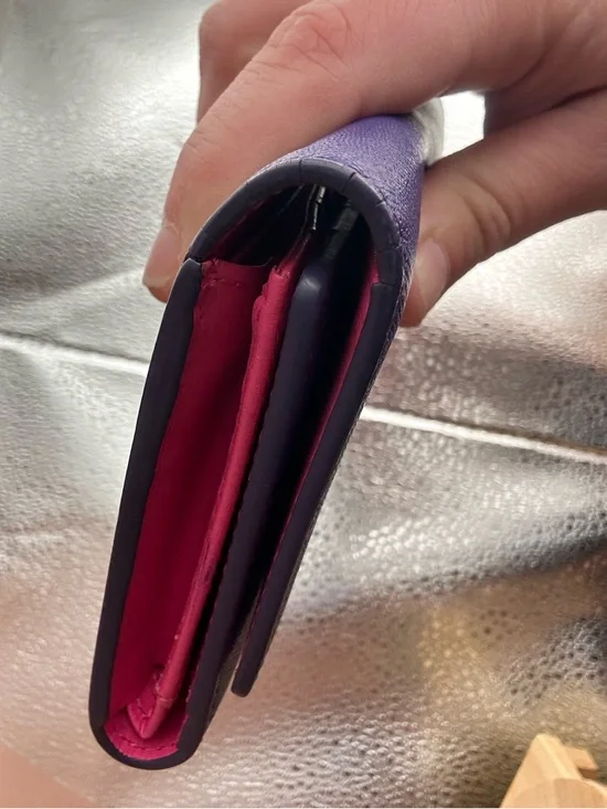 🐣 MCM Purple Saffiano Leather Flap Wallet - Picture 9 of 12